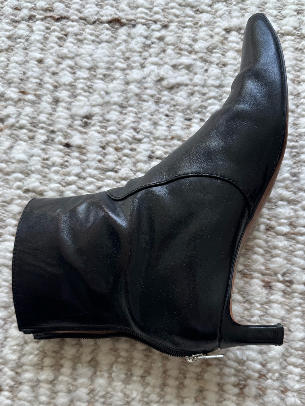 Madewell The Dimes Kitten Heel Ankle Boot Black Crinkle Leather Size 8 - Picture 8 of 13